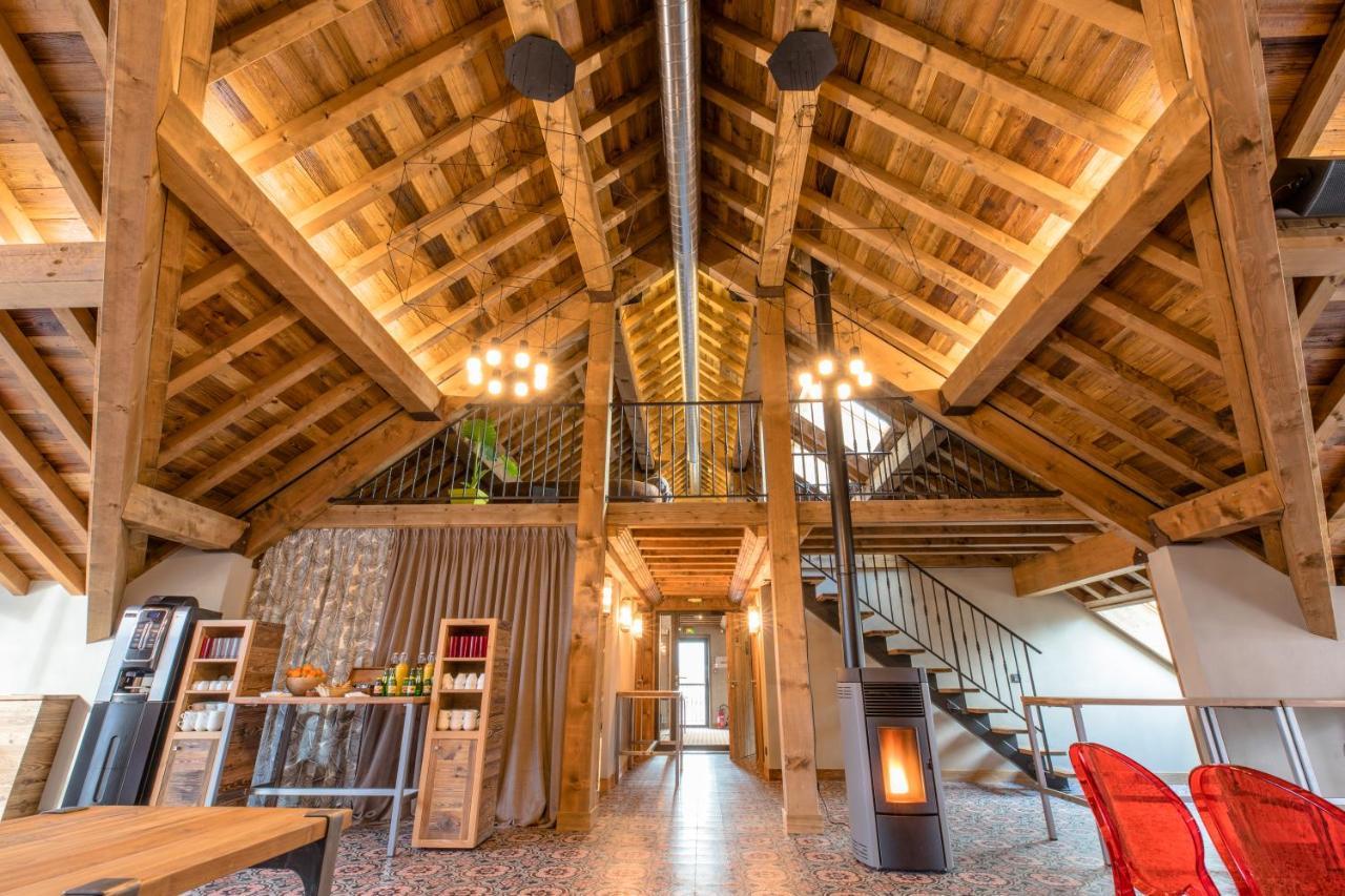 La Maison Rouge Chambery Ngoại thất bức ảnh