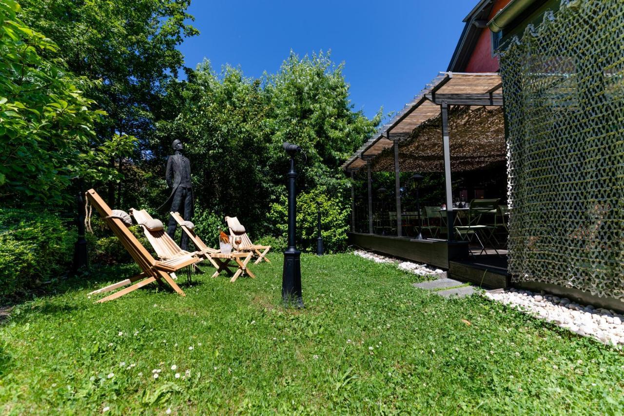La Maison Rouge Chambery Ngoại thất bức ảnh